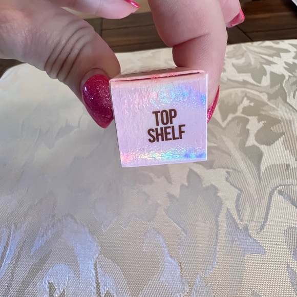 2/$21💋New~TOP SHELF Jeffree Star Supreme Lip Gloss - Picture 3 of 5